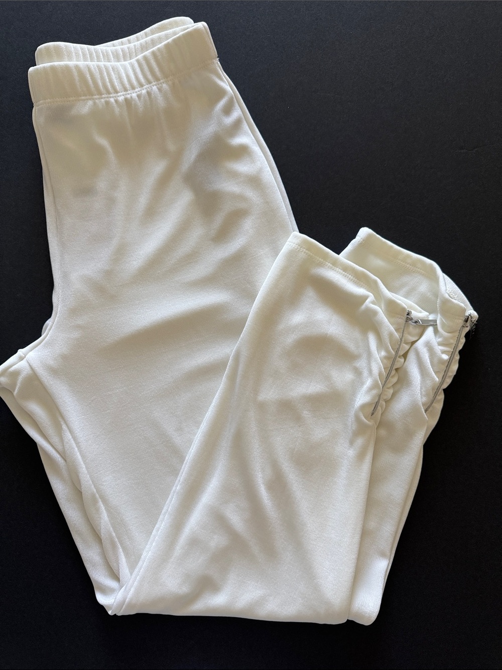 Chico’s Travelers Zip Crop Pants Winter Drift Ivory Size 0 NWT